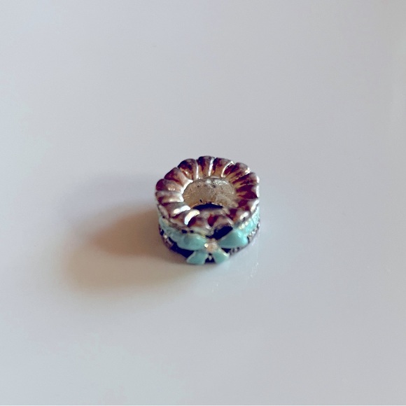 Pandora RARE Bow and Rhinestone Bead + Dust Bag - Picture 4 of 6